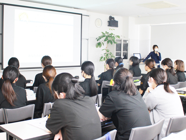 講師の先生へのご挨拶！
